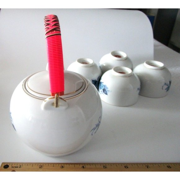Vintage Golden China Asian Tea Set - 4 Cups & Pot Blue Floral - Ceramic Taiwan - Picture 14 of 16